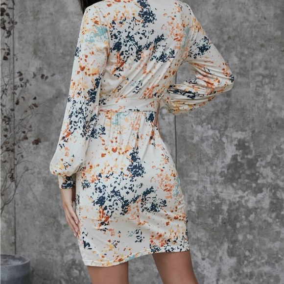 Stretchy comfy dress - Picture 2 of 5